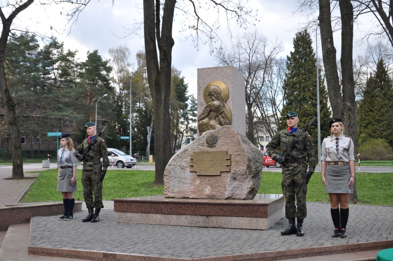 Krzyż Katyński i "Inka" - dwa nowe pomniki powstaną w Białymstoku
