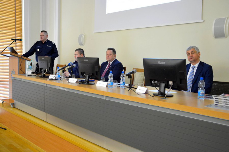 Mniej przestępstw w Podlaskiem - policyjne podsumowanie 2016 r.