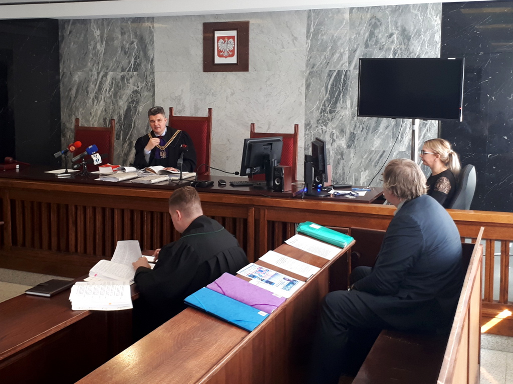 Policja nie odwołała się od wyroku w sprawie aktywistów KOD-u, którzy zakłócili przebieg wystawy w suwalskim Archiwum Państwowym