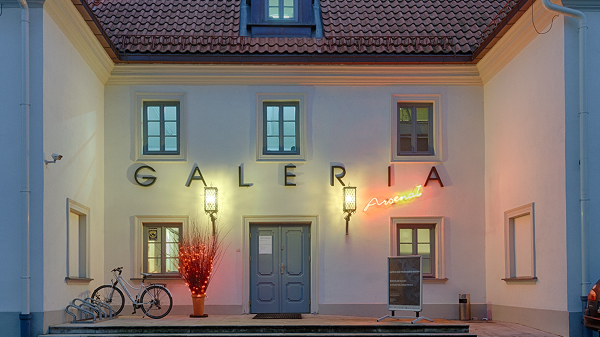 Wystawa "Plusy i minusy - o elektrowni białostockiej" w Galerii Arsenał