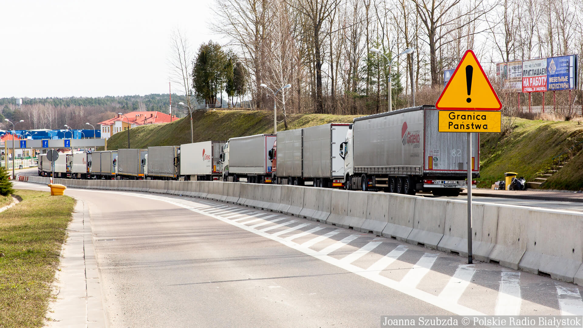 Kolejki jedynie na przejściu granicznym z Białorusią w Bobrownikach
