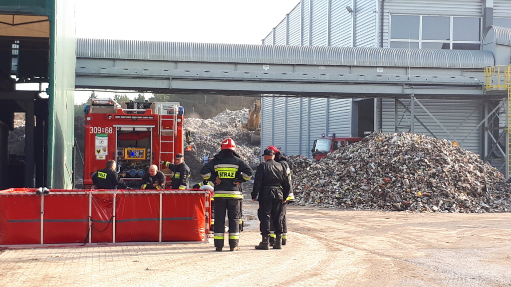 Kolejny pożar wysypiska śmieci w Studziankach [zdjęcia]