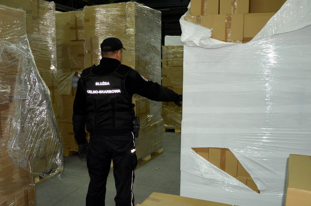 Papierosy zmiast mrożonek w ciężarówce na polsko-litewskiej granicy