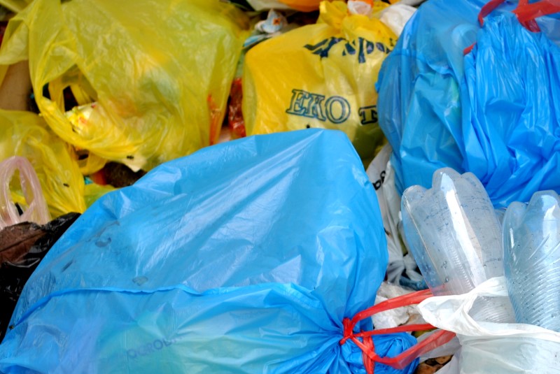 Białystok:  Problem palenia śmieci w piecach na osiedlach domów jednorodzinnych