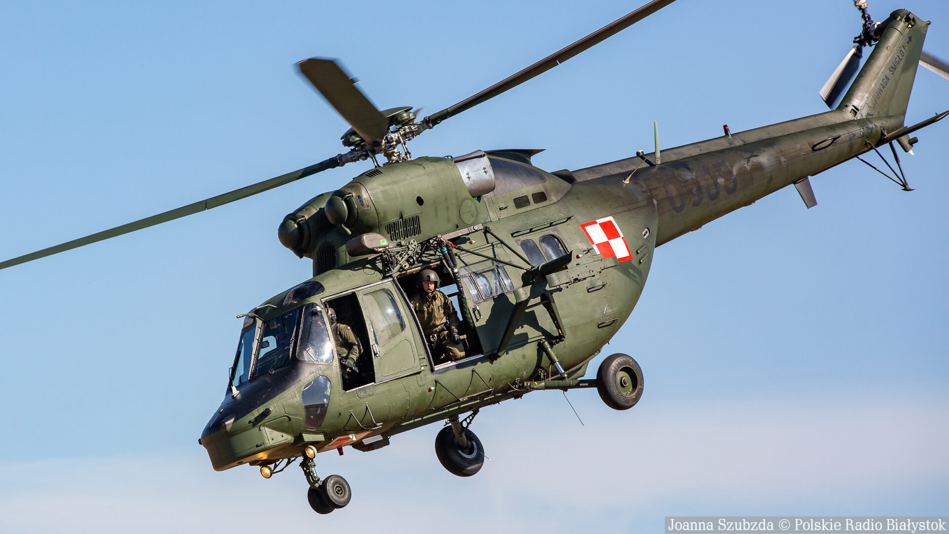 Dlaczego ludzie nie chowają się w ziemiankach? - felieton Tomasza Kubaszewskiego