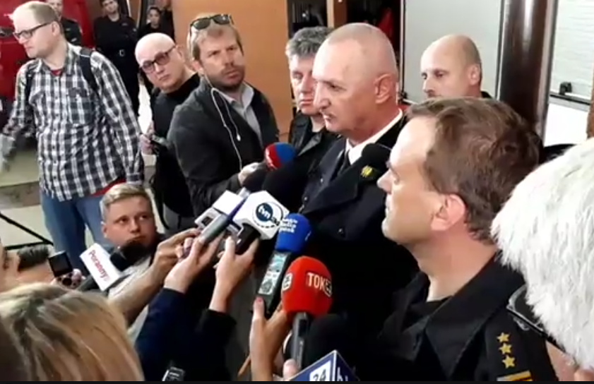 Weszli na część sufitu, która się pod nimi zawaliła - komendant główny PSP o śmierci białostockich strażaków [wideo]