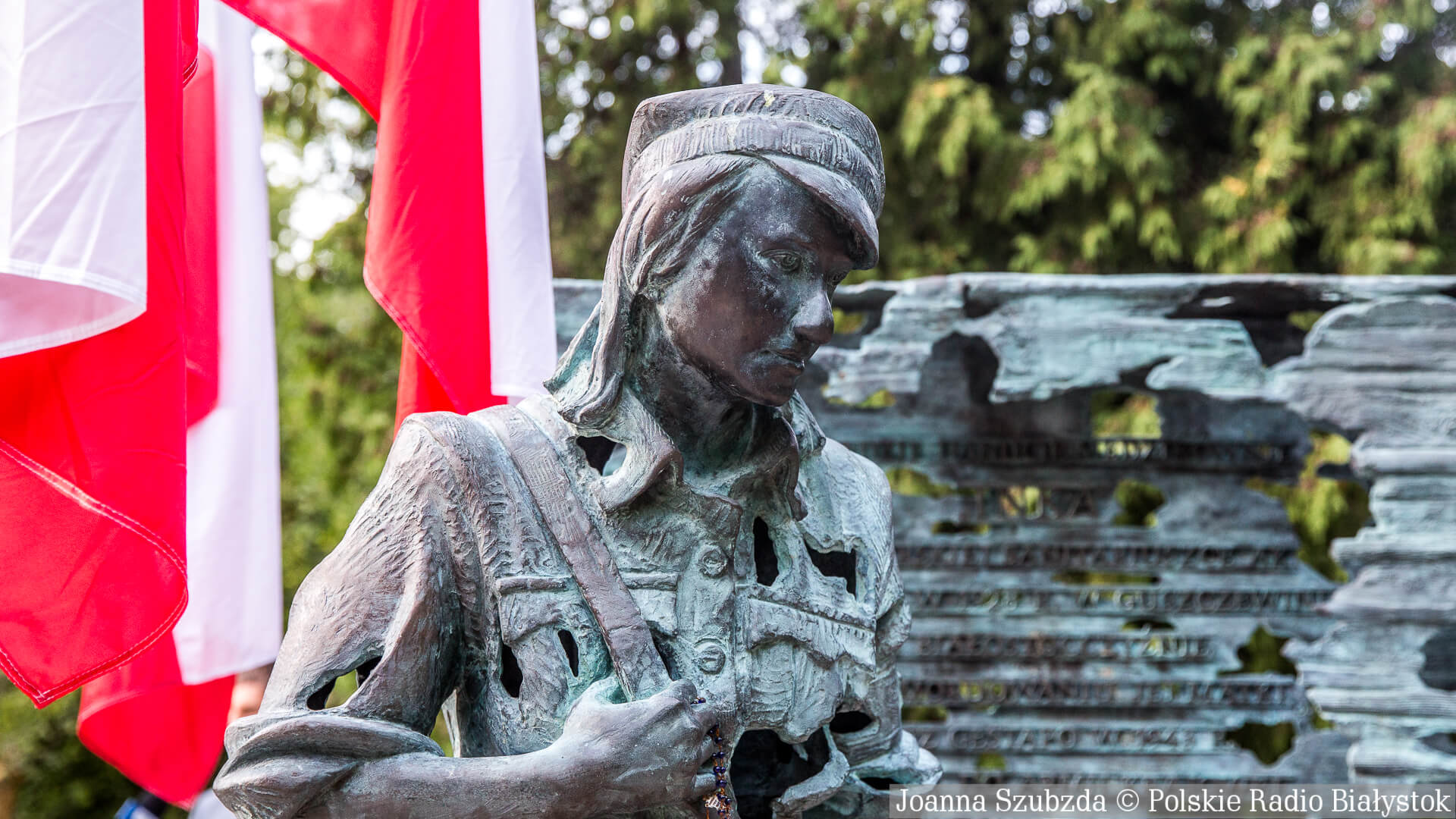 Białostoczanie uczcili pamięć Danuty Siedzikówny "Inki" w 74. rocznicę jej śmierci