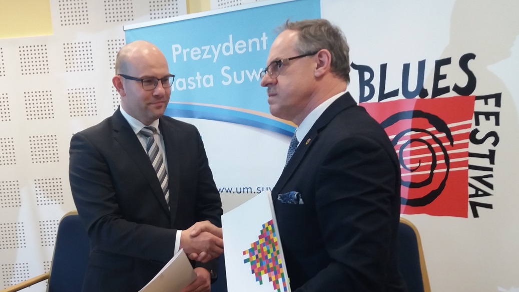 Podlaski samorząd wsparł budowę suwalskiego lotniska i Suwałki Blues Festival