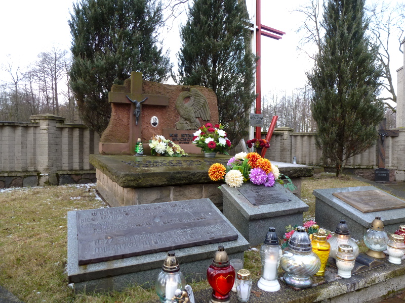 Białystok:  Msza św. w 26. rocznicę śmierci ks. Stanisława Suchowolca