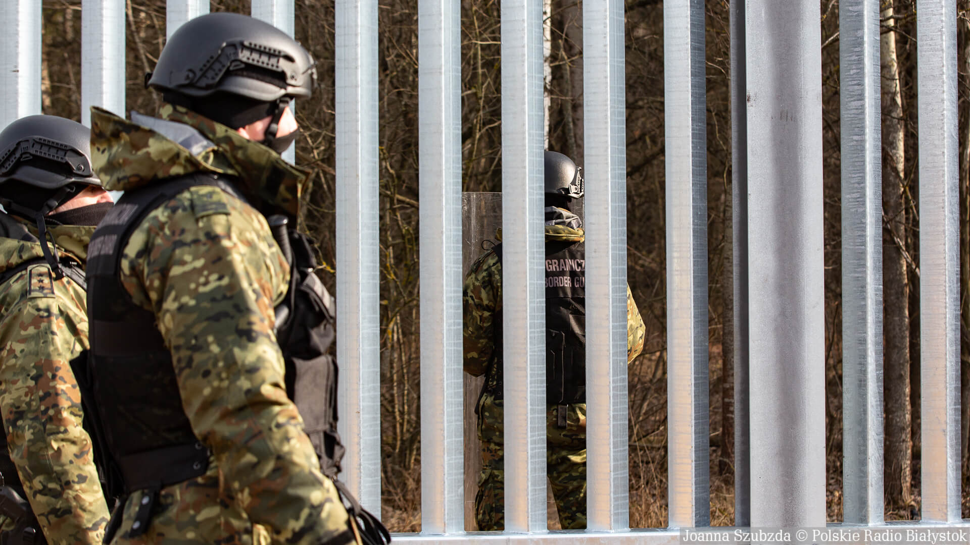 72 osoby próbowały dostać się nielegalnie do Polski z Białorusi [wideo]