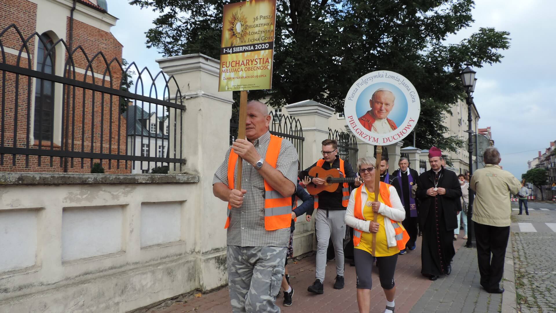 Piesza Pielgrzymka Łomżyńska do Częstochowy pierwszy raz w formie sztafety