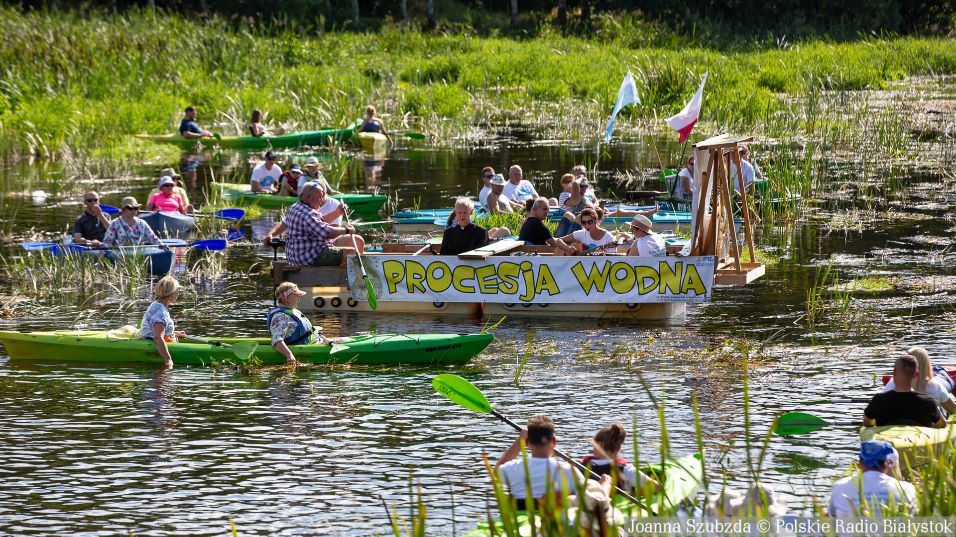 Kajakowa procesja po rzece Supraśl [zdjęcia]
