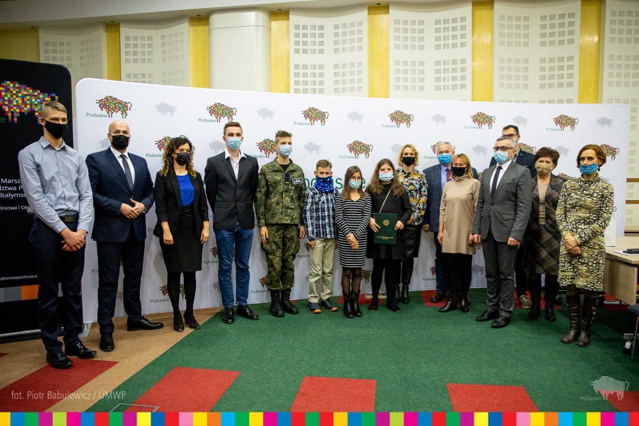 Nagrodzono zwycięzców konkursu "Gospodarstwo moich rodziców jest Eko i dba o środowisko"