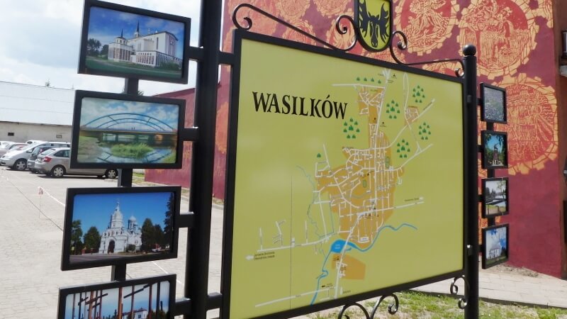 Władze Wasilkowa sprzedały cztery miejskie działki - mają tam powstać bloki