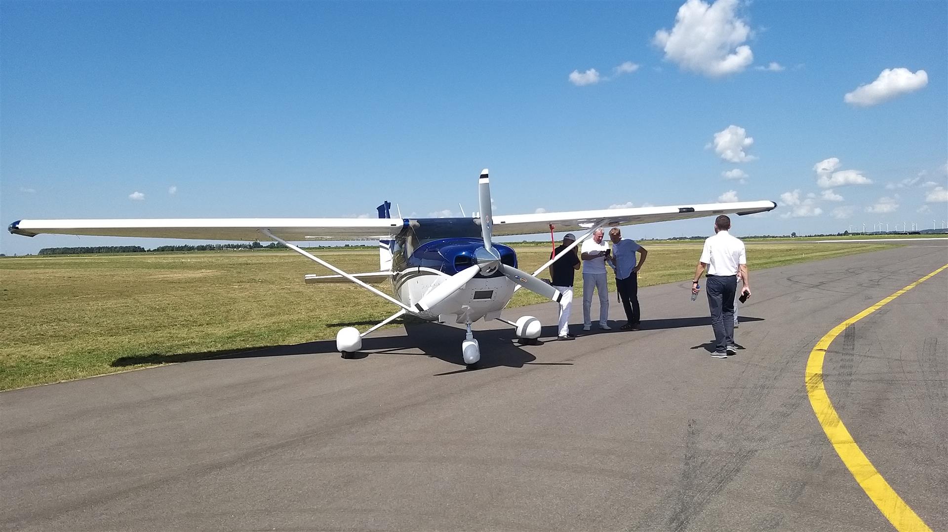 Czy suwalskie lotnisko wymaga ogólnokrajowej akcji promocyjnej?