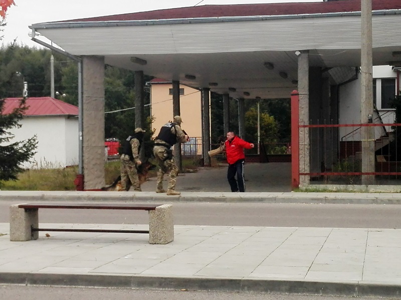 Ćwiczenia służb mundurowych na przejściu granicznym w Ogrodnikach [zdjęcia]