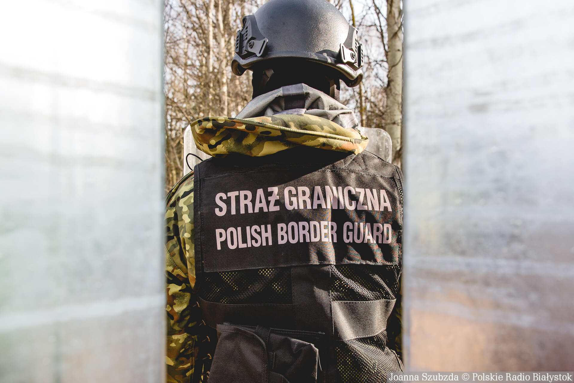 SG zatrzymała "kuriera" przewożącego 15 Irakijczyków