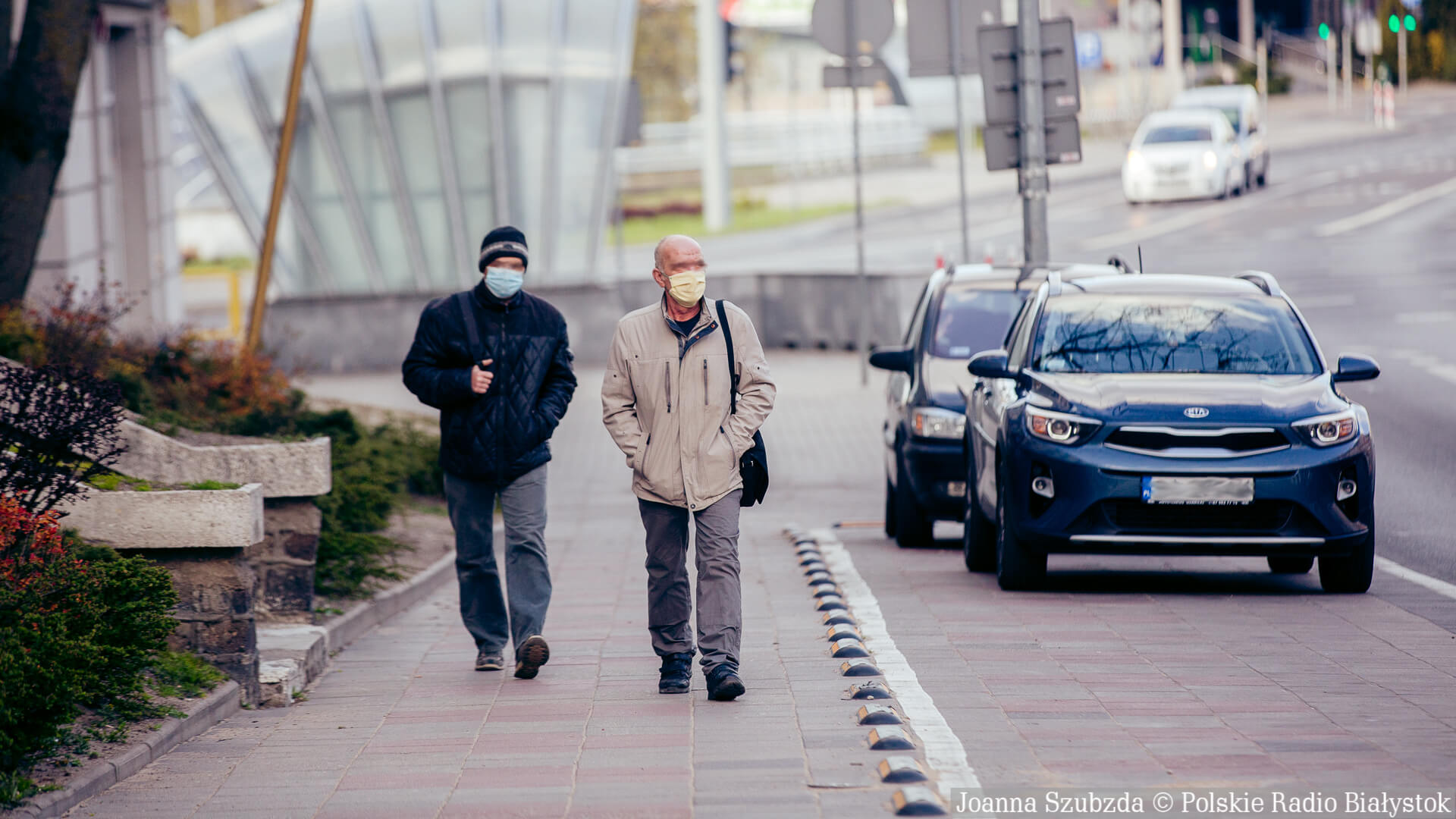 Jakie obostrzenia obowiązują w strefach żółtych i czerwonych? [SPRAWDŹ]