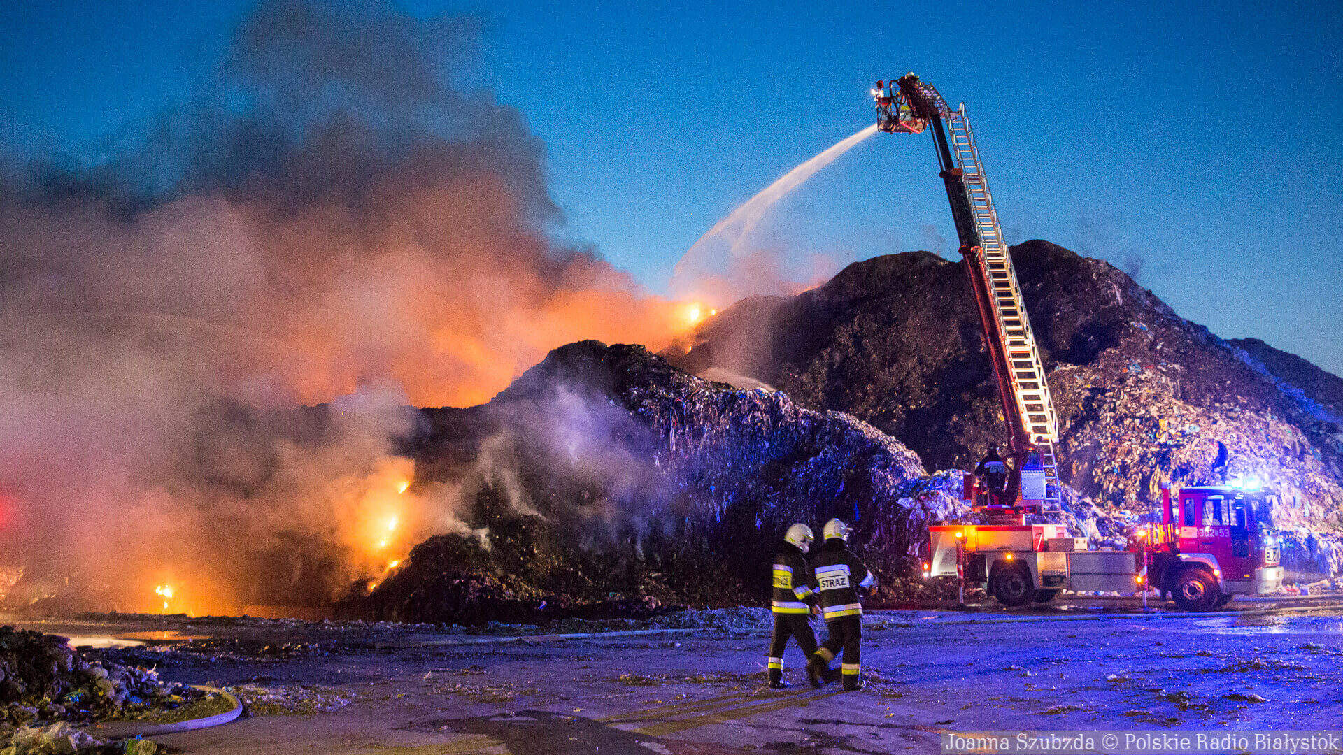 Minister Klimatu wstrzymał działalność sortowni odpadów w Studziankach
