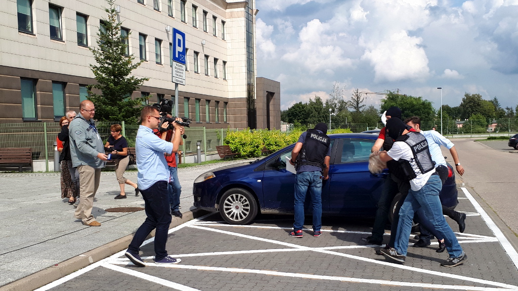 Zarzuty za śmiertelne potrącenie dwojga pieszych w Białymstoku. Podejrzany się przyznał