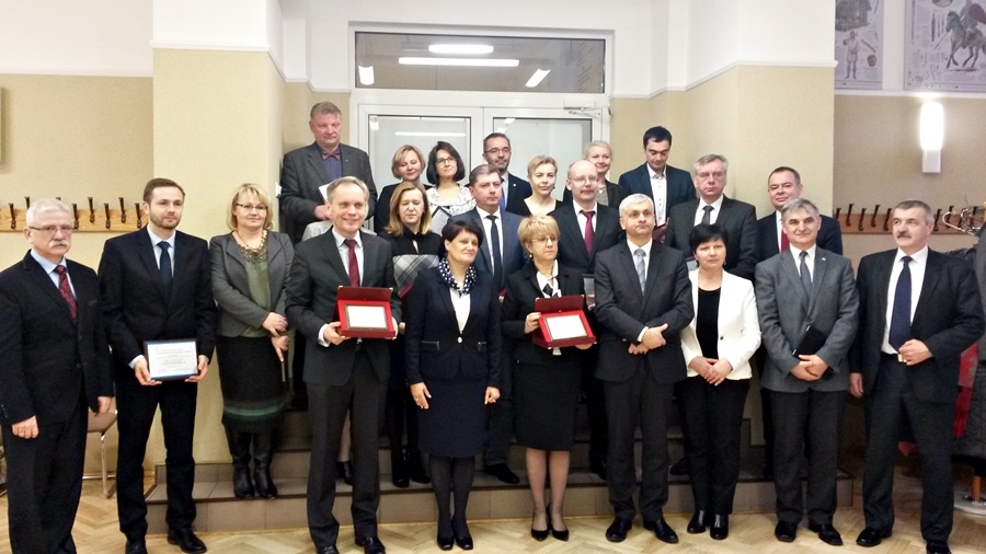 Region:  Wojewódzki ranking szkół ponadgimnazjalnych