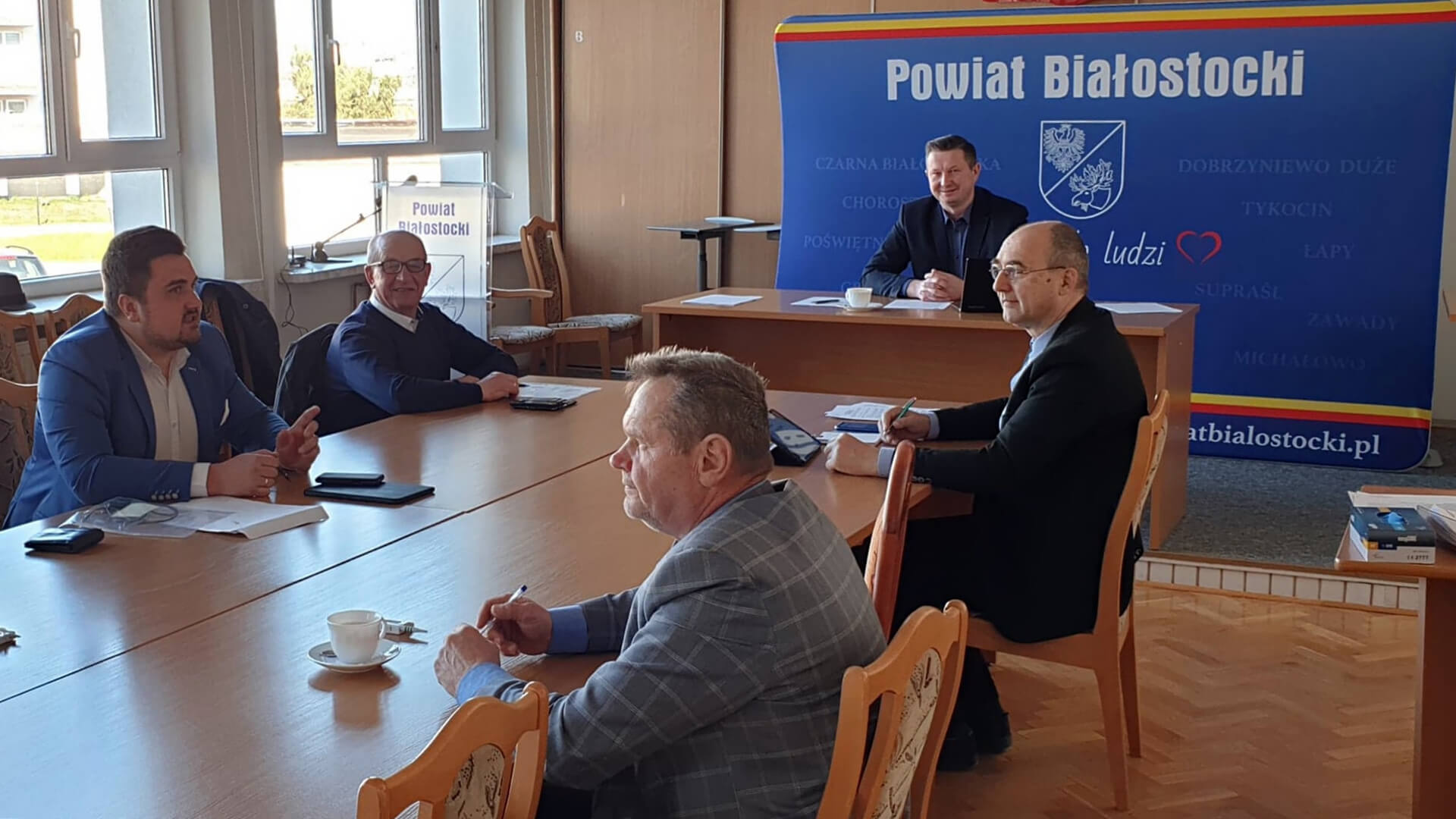 Szpital w Łapach kupi ambulans do przewozu chorych z podejrzeniem zakażenia koronawirusem