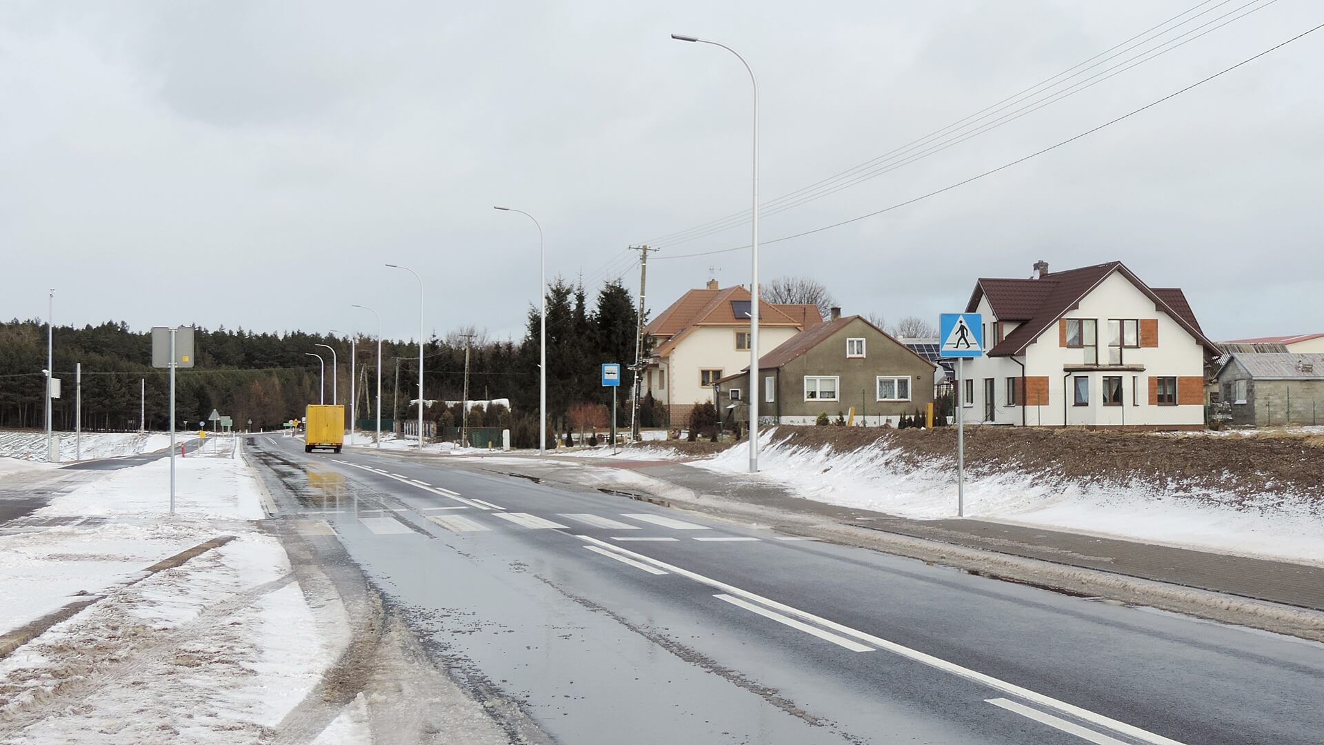 Kierowcy mogą już jeździć wyremontowaną drogą w Klimaszewnicy