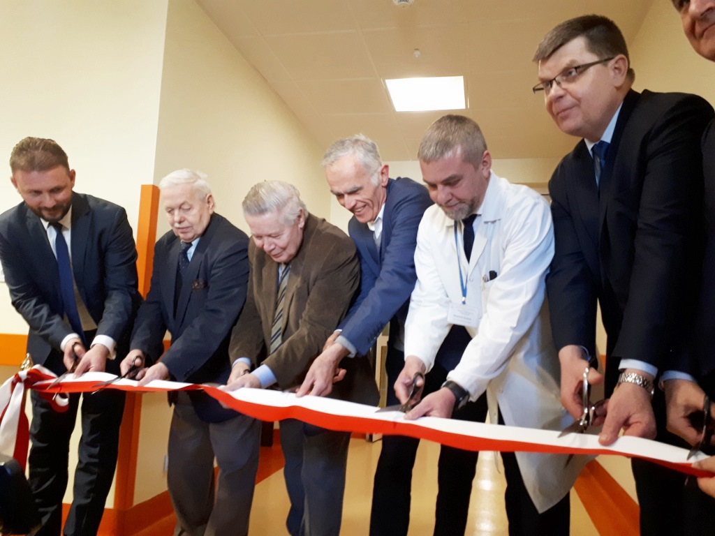 Oficjalne oddanie do użytku zmodernizowanego oddziału chirurgii w szpitalu wojewódzkim
