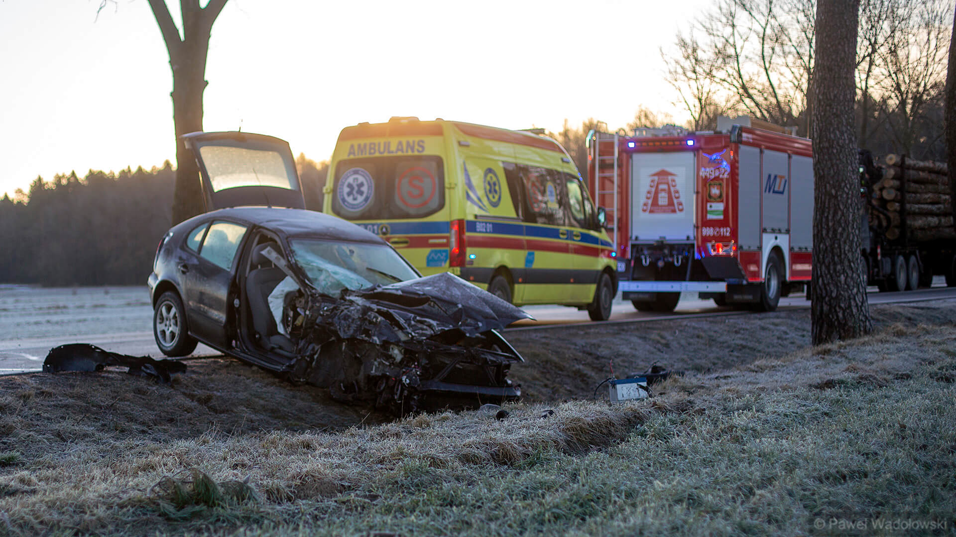 Czołowe zderzenie na trasie Łomża - Kolno
