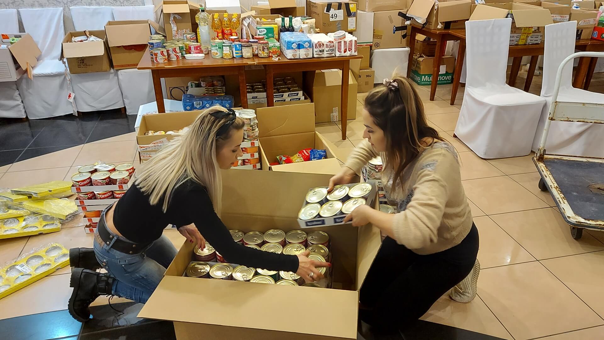 Fundacja "Podlascy Aniołowie" pomaga uchodźcom z Ukrainy