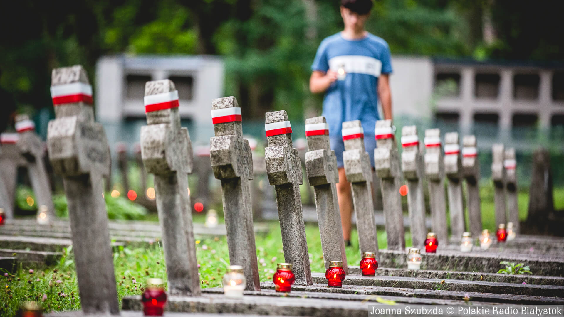 "Światło Pamięci Niezwyciężonym" na Cmentarzu Wojskowym w Białymstoku [zdjęcia]