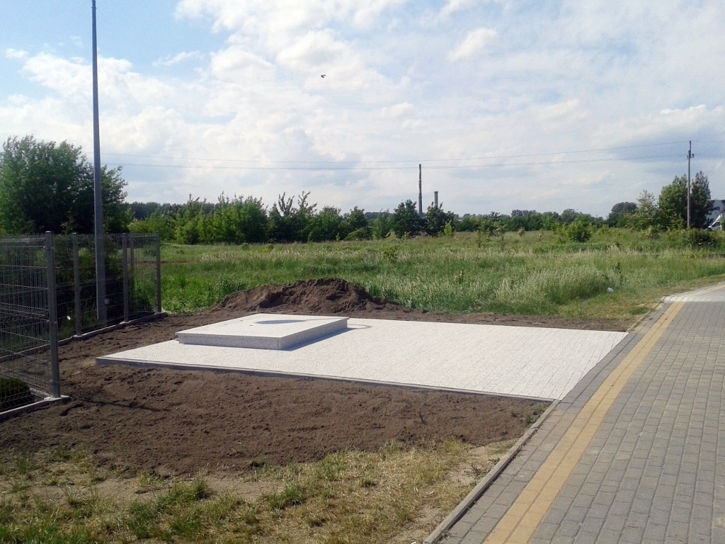 Obelisk upamiętni rtm. Witolda Pileckiego w Łomży