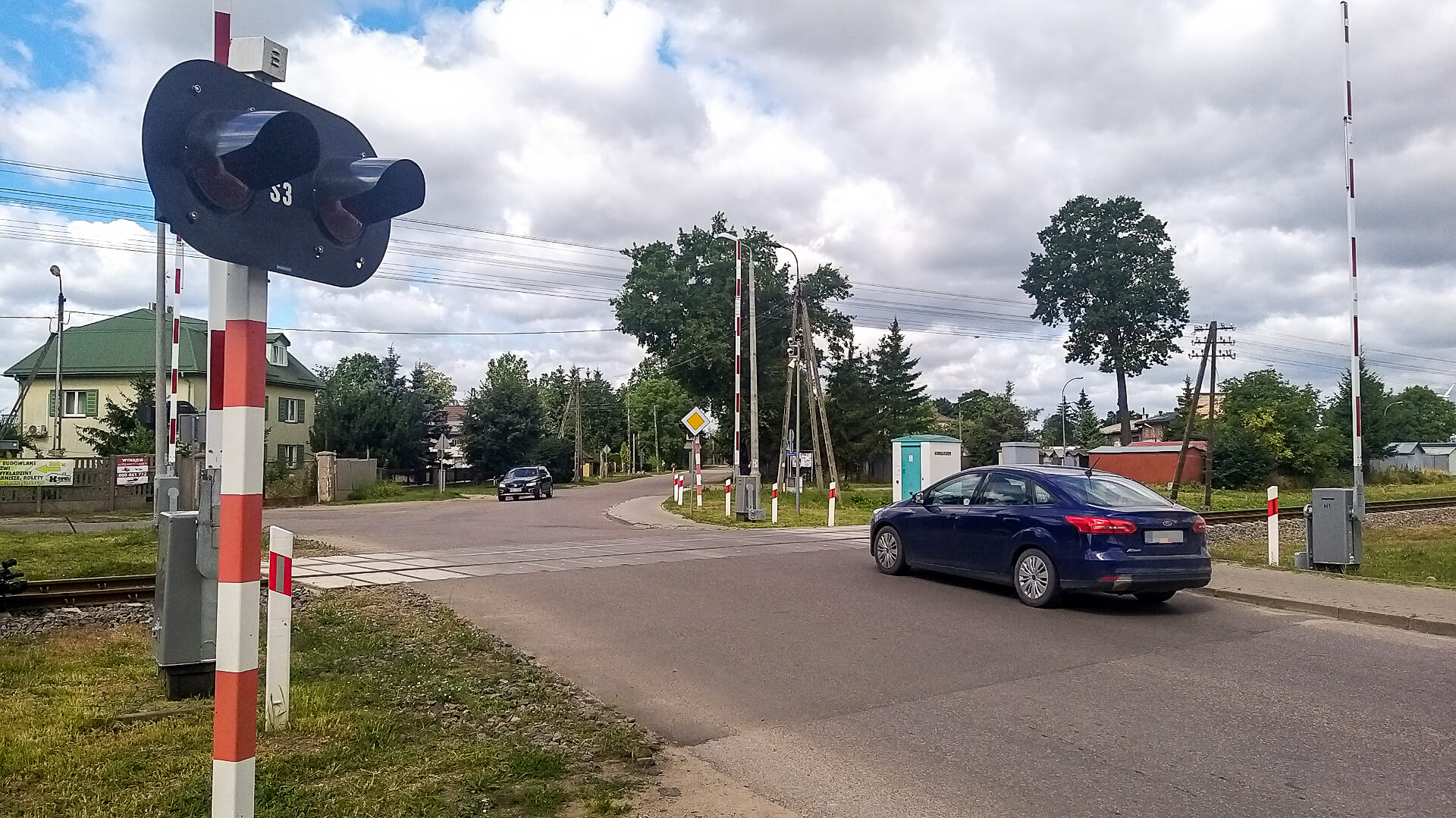 Podlascy kolejarze apelują o ostrożność na przejazdach kolejowo-drogowych