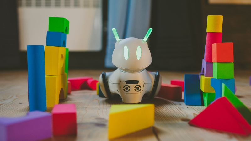 W połowie lipca rozpocznie się montaż edukacyjnego robota Photon