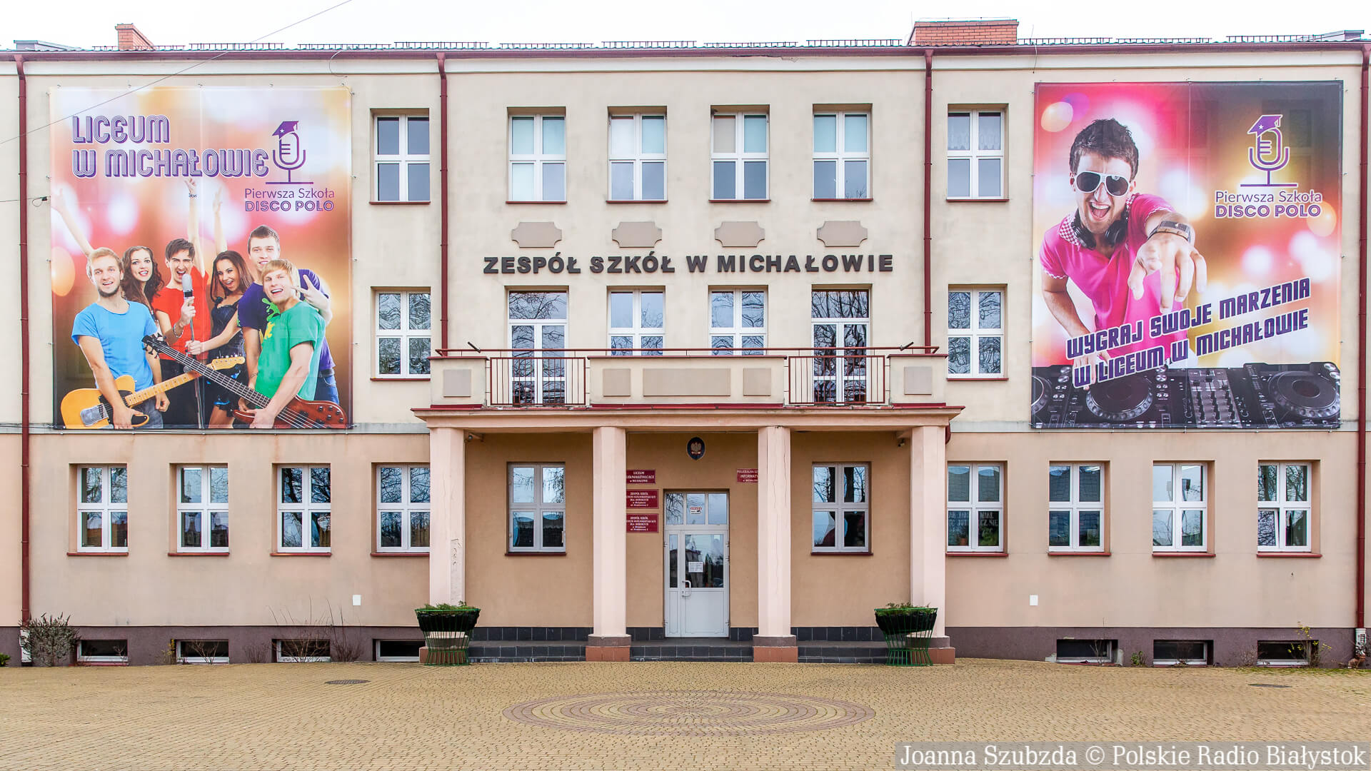 Prawie 30 osób chce uczyć się w pierwszym w Polsce liceum o profilu disco-polo w Michałowie