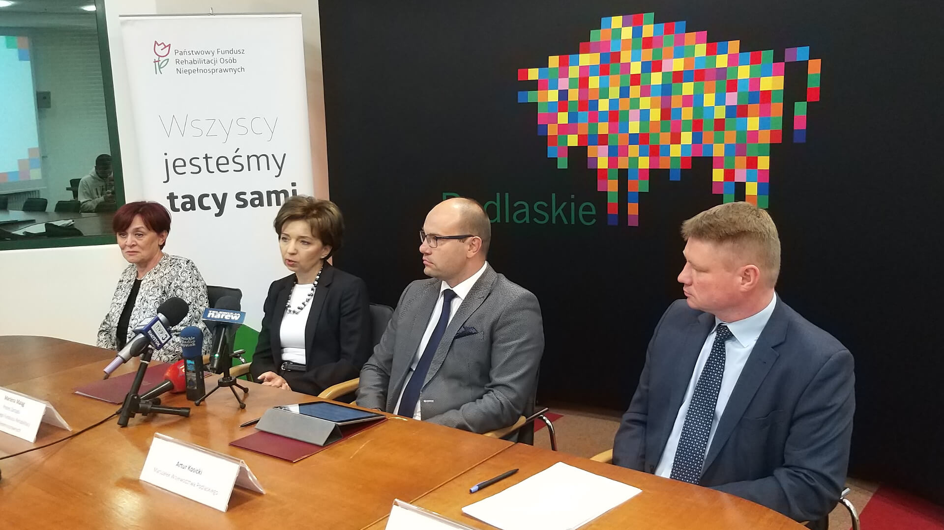 Dodatkowe pieniądze dla organizacji pozarządowych na rzecz niepełnosprawnych