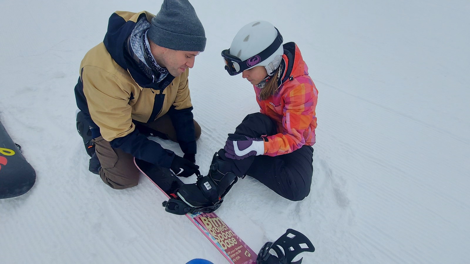 Uczniowie z Suwalszczyzny mogą w czasie lekcji uczyć się jazdy na nartach lub snowboardzie