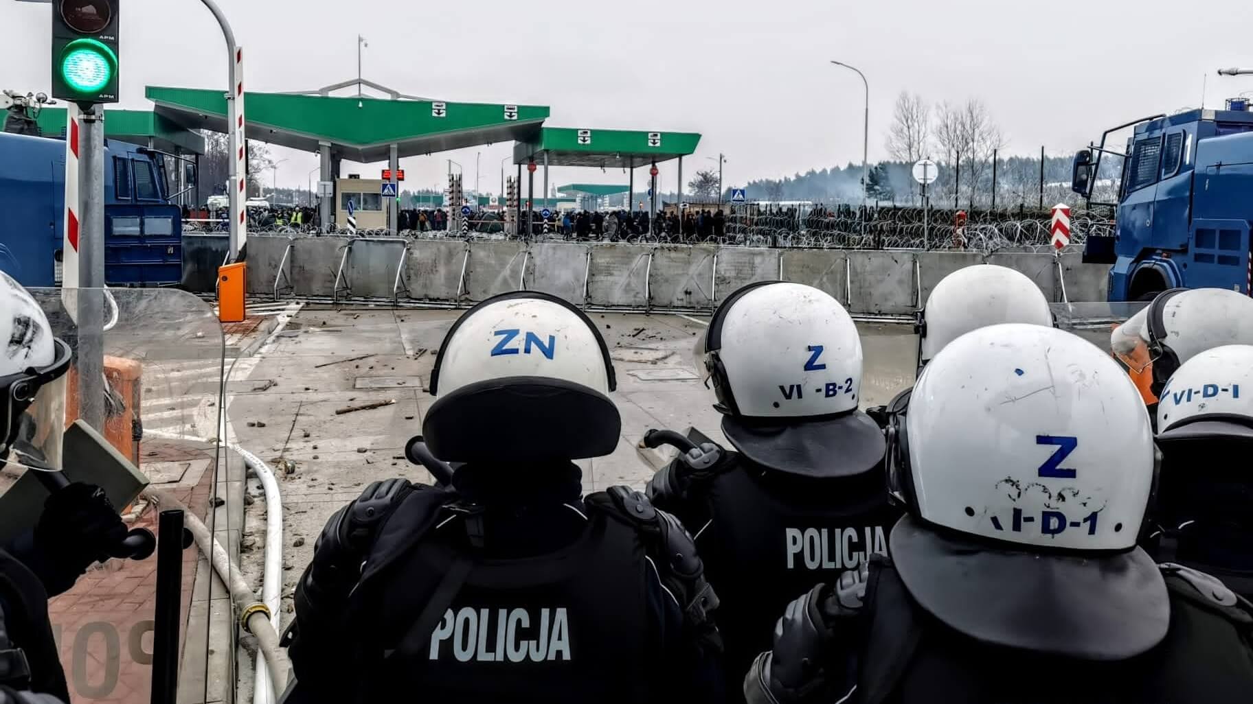 Augustów. Oburzenie po słowach policjanta na temat sytuacji na granicy