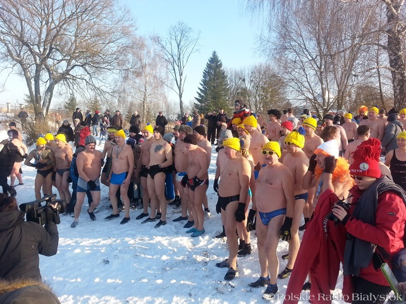 Region:  Mróz nie przeszkadza im w kąpieli - III Podlaski Zlot Morsów w Wasilkowie