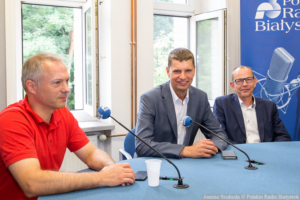 Płonące śmieci, protesty na uczelniach, interwencja Jacka Żalka w UM