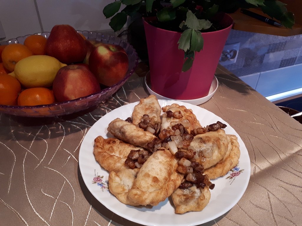 Drożdżowe pierogi - przepis Heleny Kalinowskiej z Moszczony Pańskiej