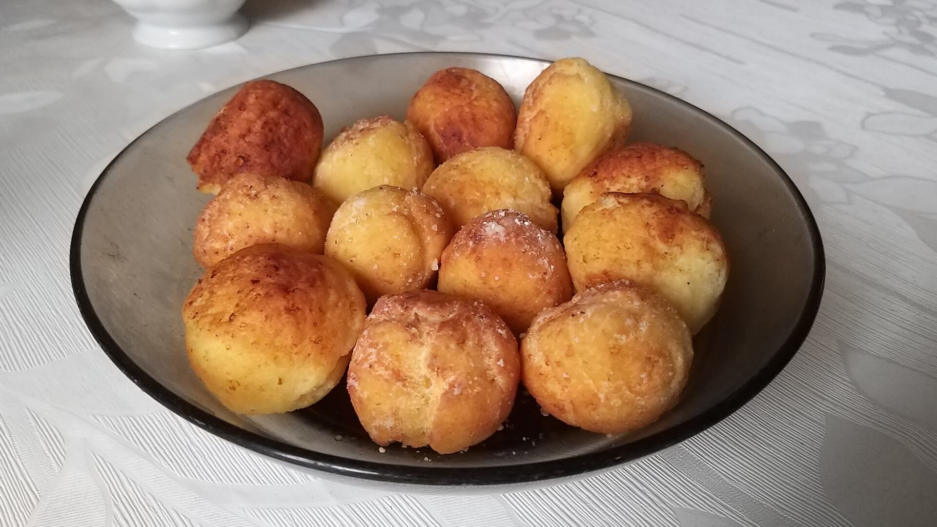 Serowe pączki - przepis Haliny Raduchy ze wsi Ostrowie