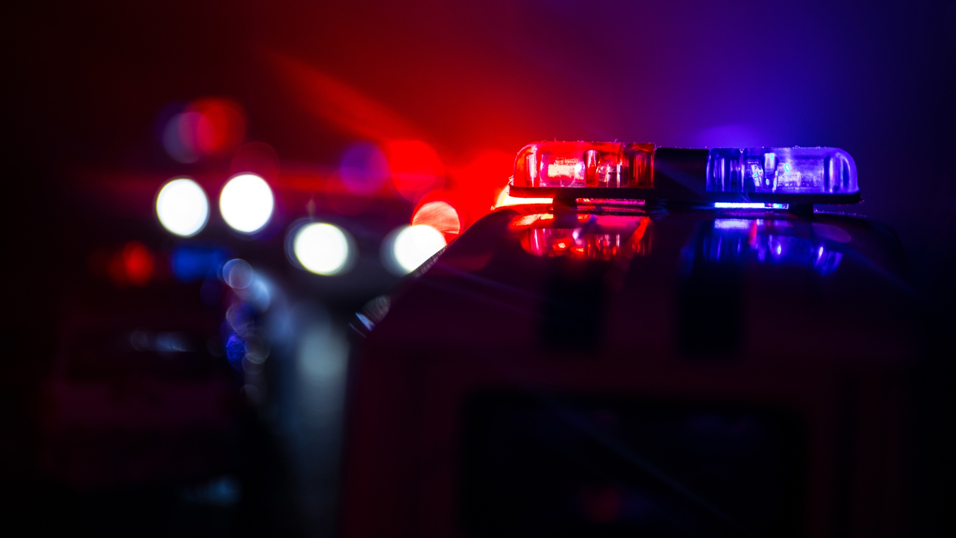 Wypadek na trasie Zambrów - Białystok - do szpitala trafili policjanci