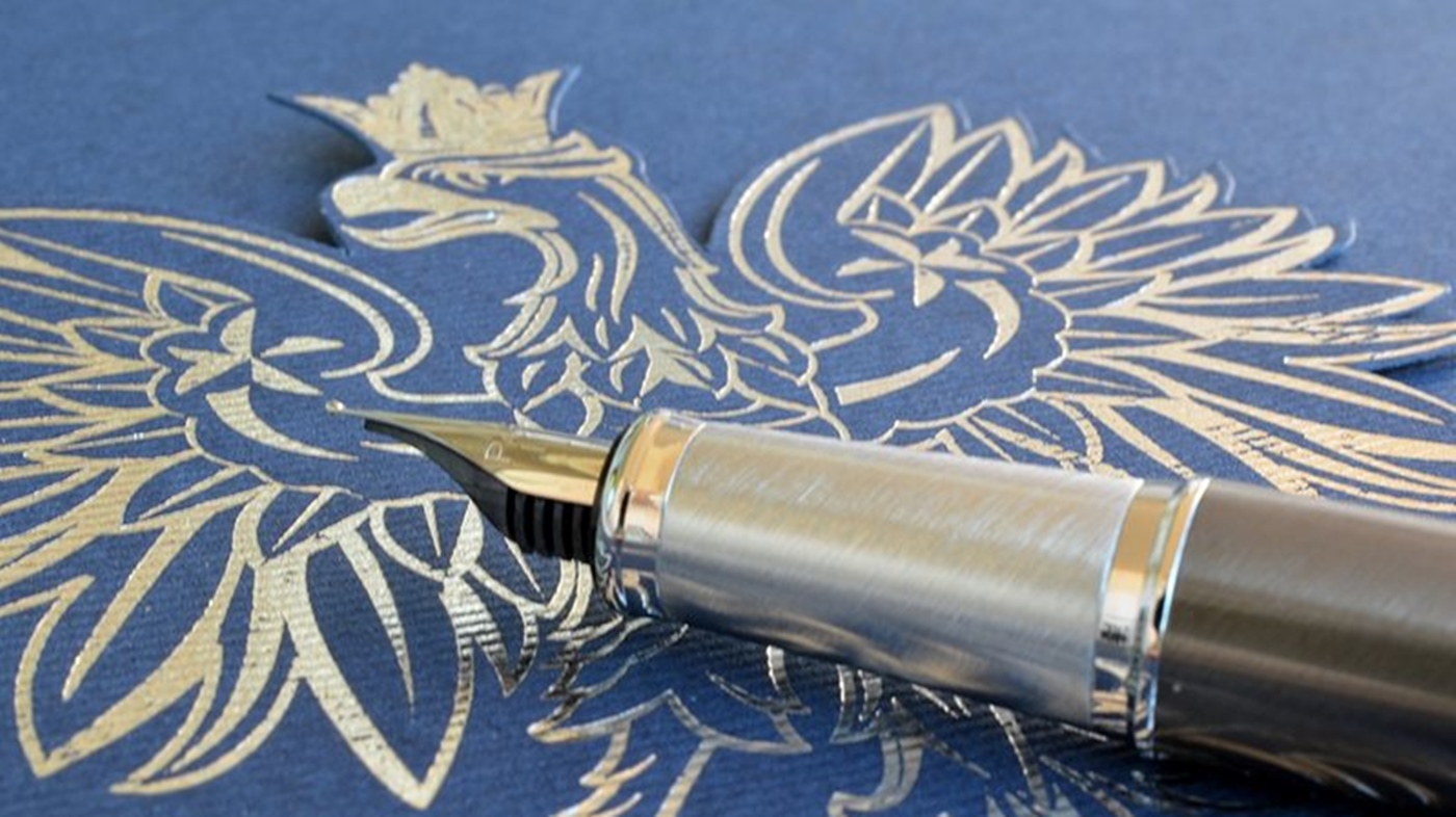 PiS za propozycją Gowina ws. zmian w konstytucji; przeciwne - pozostałe kluby i Konfederacja