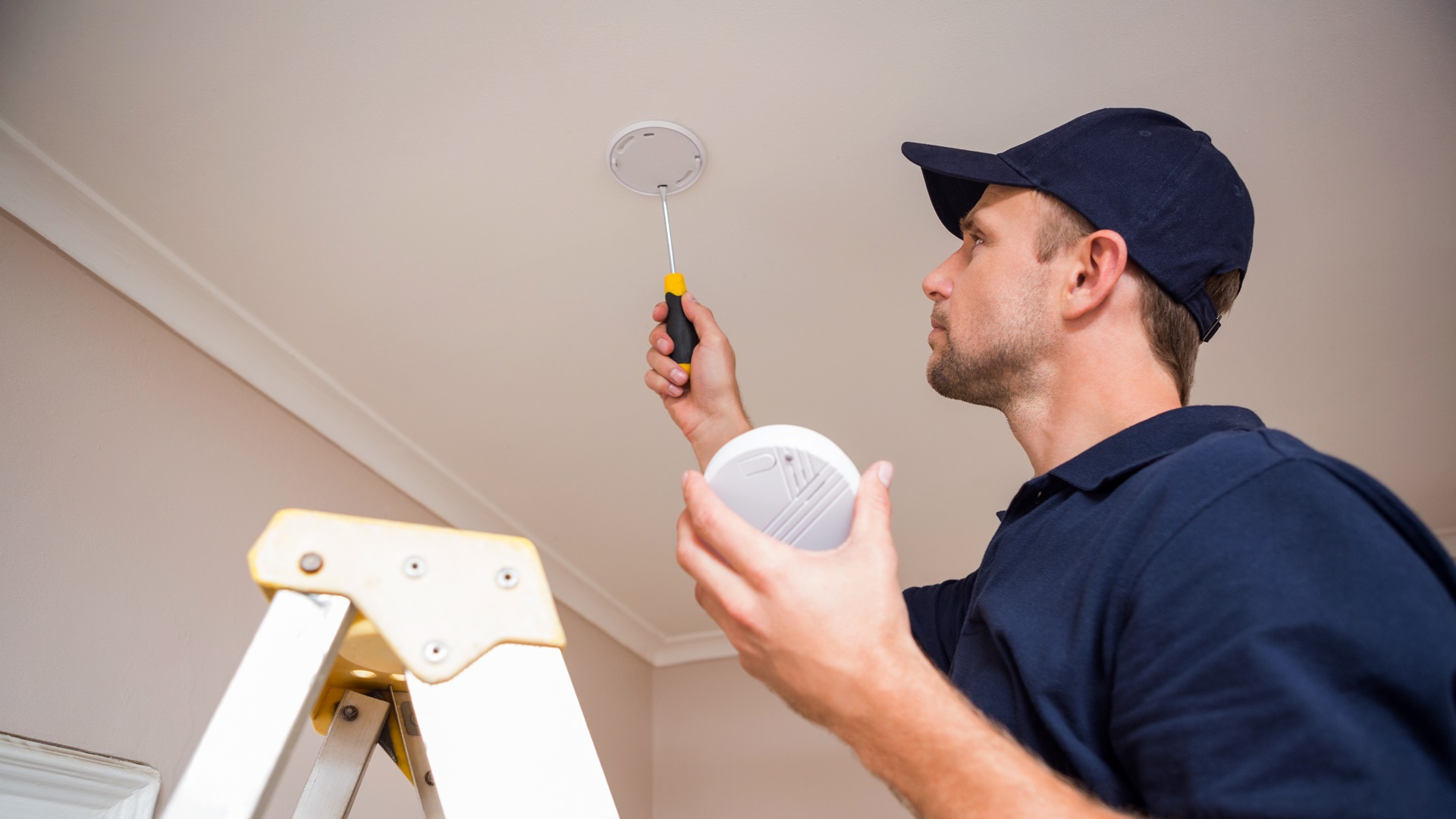 Sokółka: seniorzy mogą skorzystać z bezpłatnej pomocy w drobnych pracach naprawczych