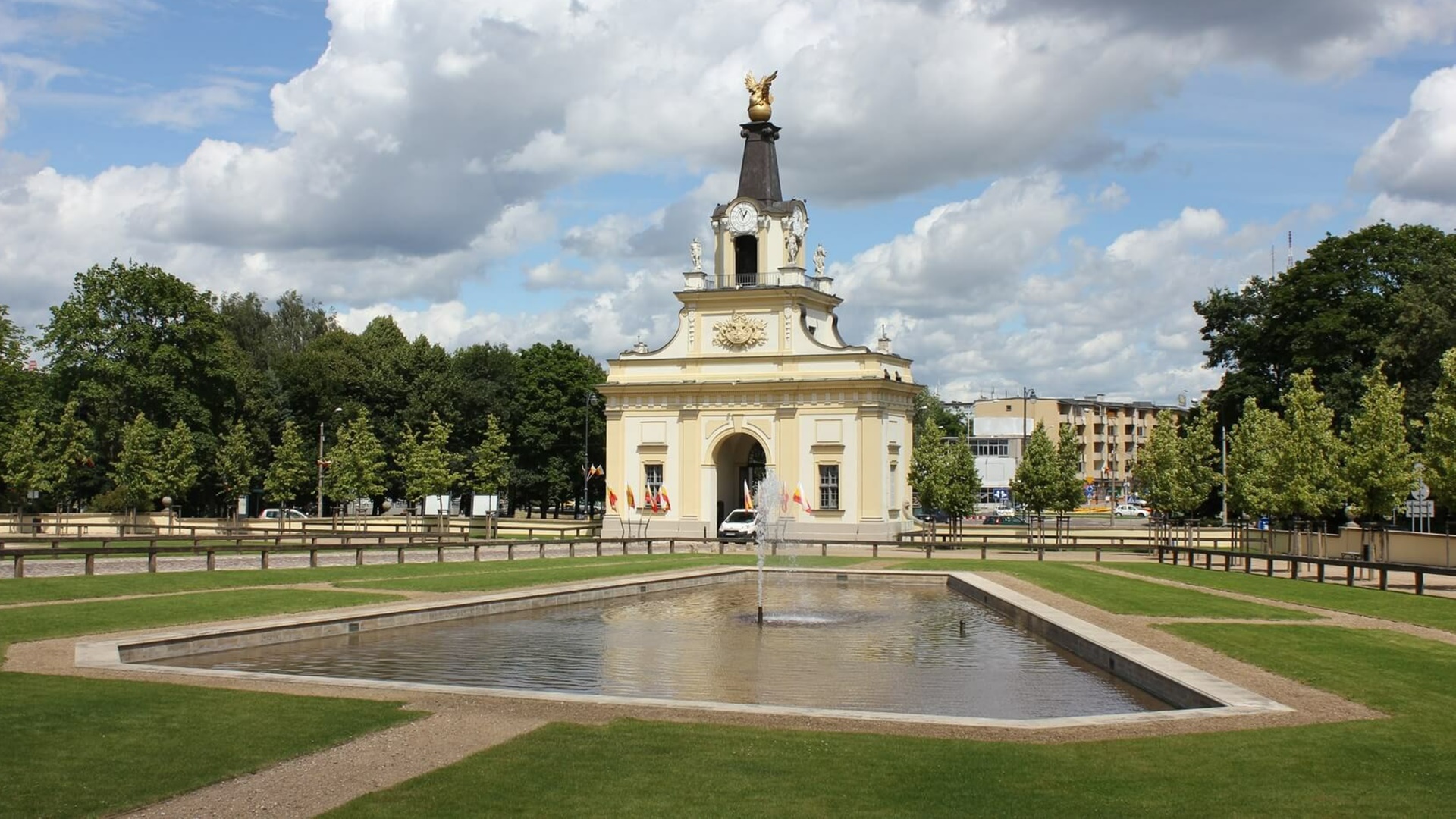 Białystok czeka na turystów – aktywna majówka w mieście