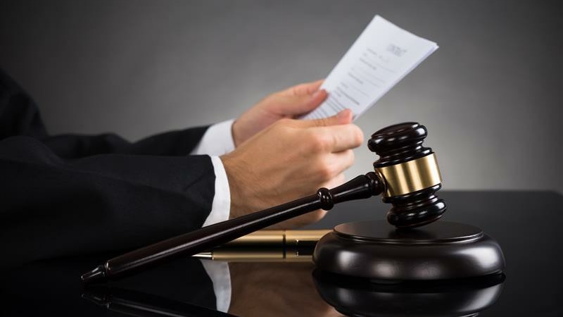 Jacek Kapica bezzasadnie zatrzymany przez CBA – białostocki sąd stanął po stronie byłego wiceministra finansów