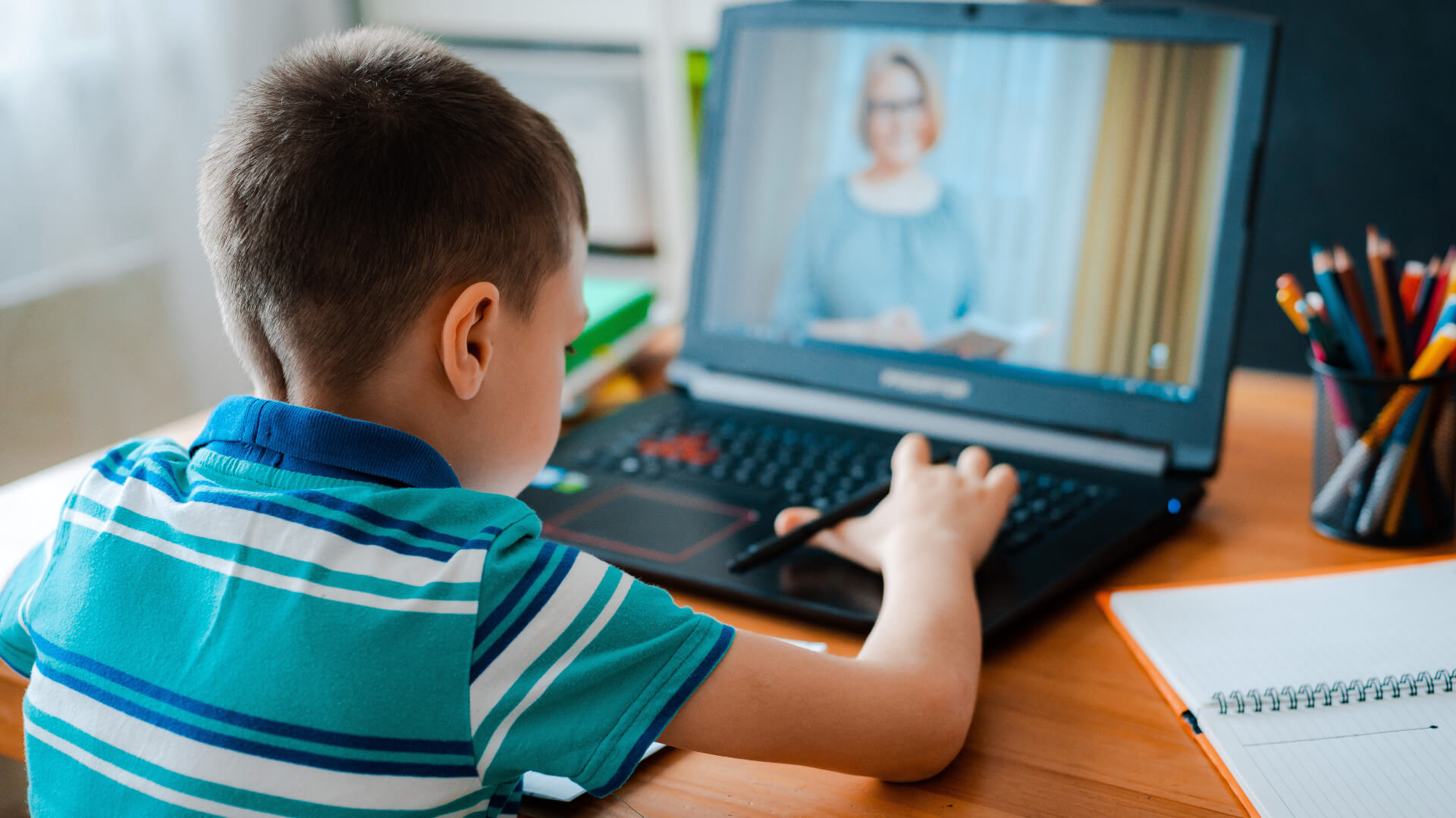 Komputery, laptopy i tablety dla dzieci byłych pracowników PGR