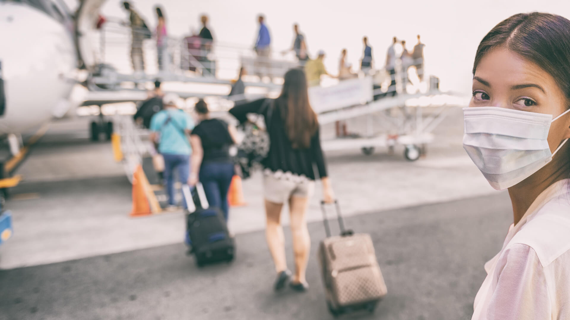 Badanie: koronawirus może pozostać na maseczkach nawet przez tydzień