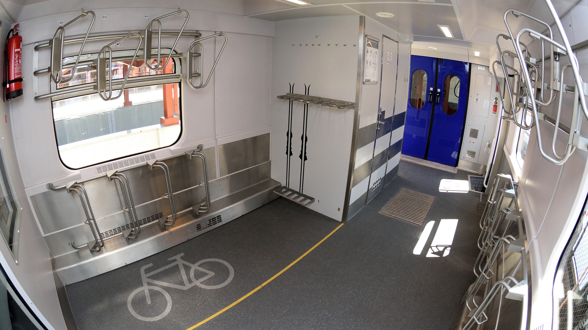 Osoby podróżujące koleją z Suwałk do Warszawy i Białegostoku czekają zmiany